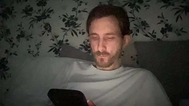 Big8inchUncutCock online show from May 6, 2026, 4:56 pm