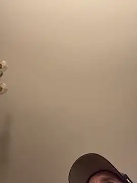 Big8inchUncutCock online show from May 17, 2026, 8:27 pm