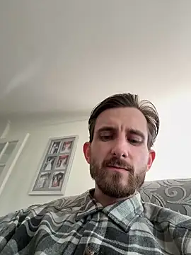 Big8inchUncutCock online show from May 21, 2026, 3:41 pm