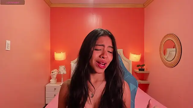 Snapshot of Sky_winter chatting on November 16, 2025, 3:06 pm Sky winter online show from November 16, 2025, 3:06 pm