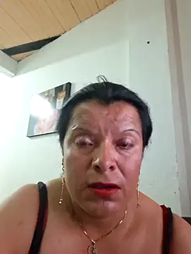 Hanna Kieran online show from November 4, 2025, 9:58 pm