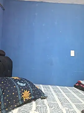 Hanna Kieran online show from November 14, 2025, 1:26 am