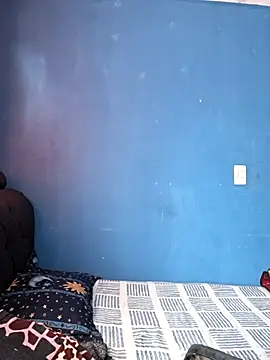 Hanna Kieran online show from November 23, 2025, 3:01 pm