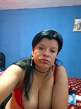 Hanna Kieran online show from December 14, 2025, 11:04 am