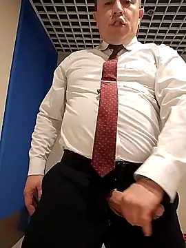 BigCristh79 online show from April 30, 2026, 8:53 am