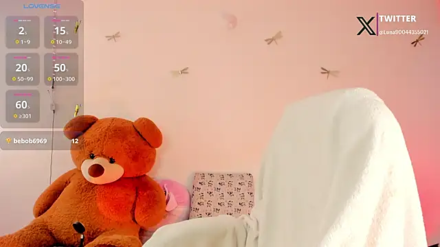 princessluna 19 online show from October 30, 2025, 8:42 pm