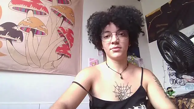 CamillyBlum online show from April 2, 2026, 5:32 pm