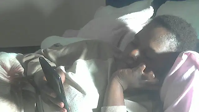 Snapshot of sexythae32 chatting on November 10, 2025, 6:18 pm sexythae32 online show from November 10, 2025, 6:18 pm