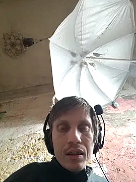 makarov1993 online show from April 9, 2026, 6:19 am