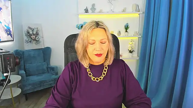 NinaStarle online show from November 24, 2025, 4:34 am