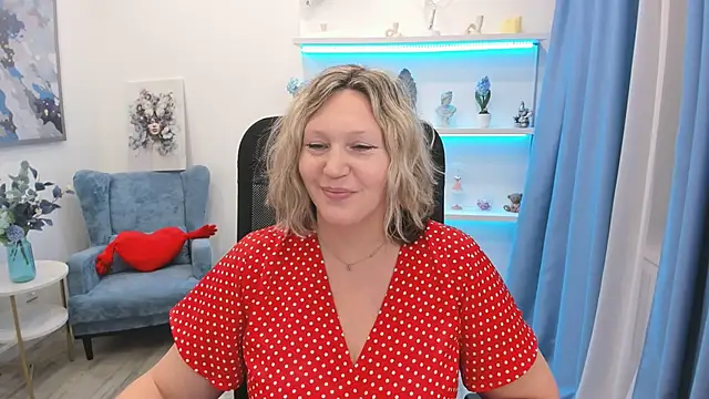 NinaStarle online show from May 28, 2026, 11:51 am
