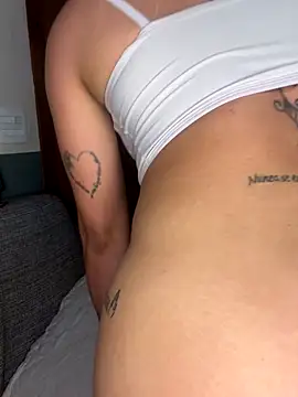 Casalmasc online show from September 17, 2025, 4:14 am