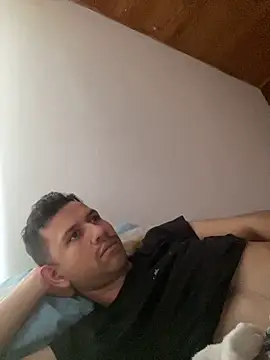 Snapshot of Michaell_Spinelly chatting on November 22, 2025, 2:49 pm Michaell Spinelly online show from November 22, 2025, 2:49 pm