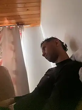 Michaell Spinelly online show from April 18, 2026, 7:18 pm