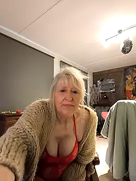 SexyKato001 online show from November 19, 2025, 8:36 am