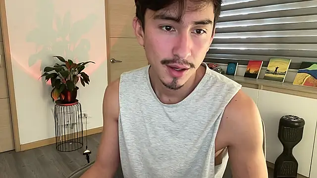 Snapshot of sweettaaron01 chatting on October 29, 2025, 6:09 pm sweettaaron01 online show from October 29, 2025, 6:09 pm