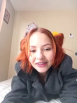 Snapshot of mady0619_ch chatting on April 15, 2026, 4:14 pm mady0619 ch online show from April 15, 2026, 4:14 pm