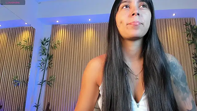 Snapshot of freyja_sweet_ chatting on October 12, 2025, 11:31 am freyja sweet online show from October 12, 2025, 11:31 am