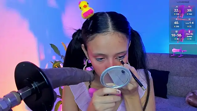 alicemoon   online show from February 22, 2026, 9:13 pm