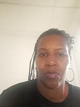 VikysDavis online show from April 7, 2026, 5:24 pm