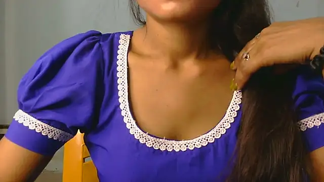 Aarti misty71 online show from May 26, 2026, 5:36 am