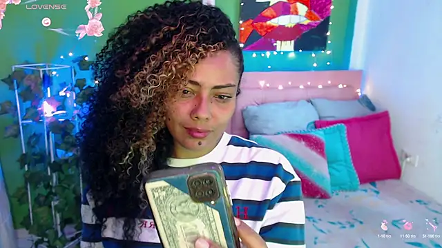 katherinnyazz online show from September 13, 2025, 4:18 pm