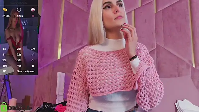 SelenaDaze online show from November 7, 2025, 4:23 am