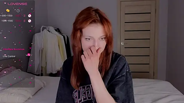 Snapshot of _Elen_Lilith_ chatting on May 14, 2026, 8:04 pm Elen Lilith online show from May 14, 2026, 8:04 pm