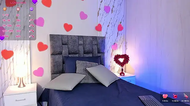 Snapshot of MissVioleet_ chatting on February 20, 2026, 5:35 pm MissVioleet online show from February 20, 2026, 5:35 pm