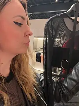 LovelyAria  online show from March 12, 2026, 6:58 pm