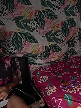 paisita122 online show from May 31, 2026, 11:39 pm