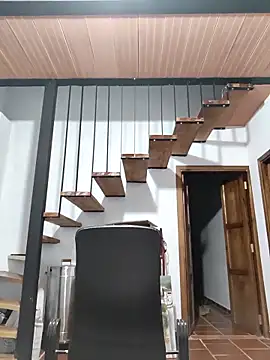 Hiroshi Shen online show from October 31, 2025, 10:27 am