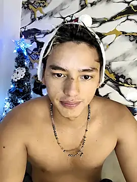 Snapshot of Hiroshi_Shen chatting on December 21, 2025, 11:06 am Hiroshi Shen online show from December 21, 2025, 11:06 am