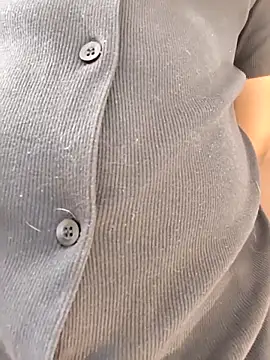 Snapshot of Hiroshi_Shen chatting on April 1, 2026, 12:17 pm Hiroshi Shen online show from April 1, 2026, 12:17 pm