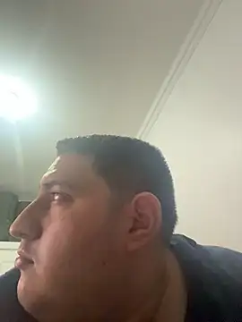 fanalistfinan online show from December 2, 2025, 3:23 am