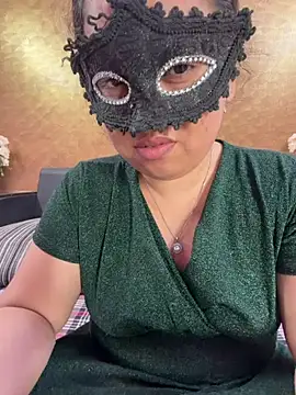 Snapshot of Iampriyaaa15 chatting on May 1, 2026, 7:46 am Iampriyaaa15 online show from May 1, 2026, 7:46 am