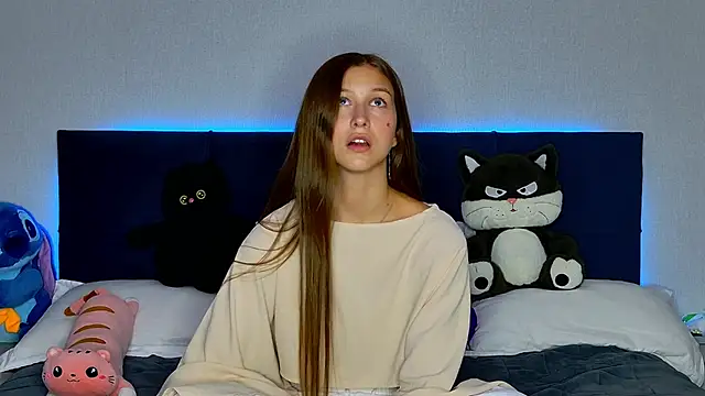 MissEmilyMiller online show from March 23, 2026, 7:07 pm