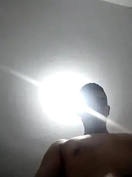 Snapshot of Sebas_0332 chatting on October 4, 2025, 12:52 am Sebas 0332 online show from October 4, 2025, 12:52 am