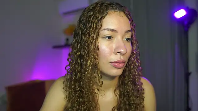 Snapshot of isabella-garcia- chatting on September 23, 2025, 1:52 am isabella-garcia- online show from September 23, 2025, 1:52 am