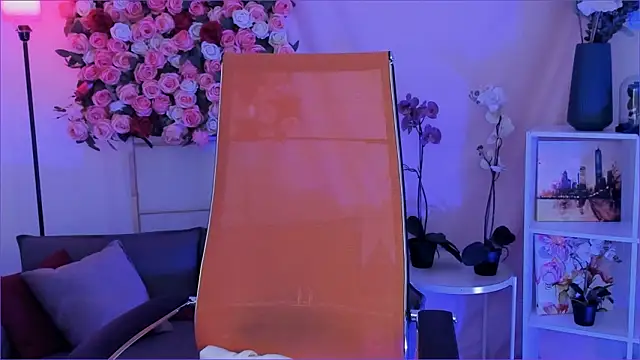 AuroraWrenfield online show from February 23, 2026, 1:25 am