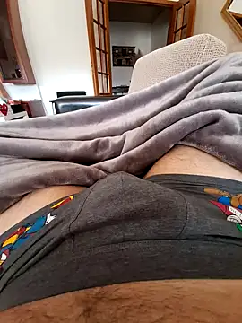 stella1980 online show from March 3, 2026, 9:04 am