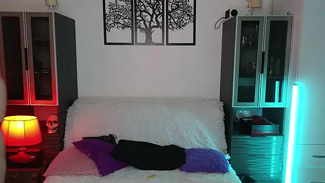 Lila West online show from February 8, 2025, 6:33 pm