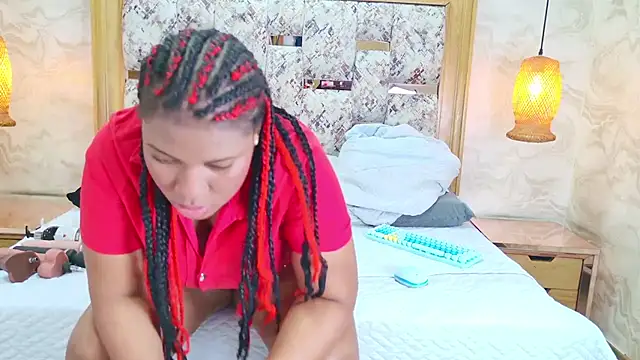 ZOLEY WATSON online show from November 25, 2025, 3:06 am