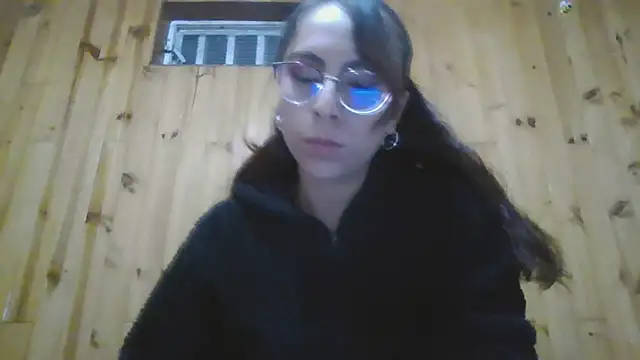 Snapshot of Roselingalvis13 chatting on November 20, 2025, 2:23 am Roselingalvis13 online show from November 20, 2025, 2:23 am