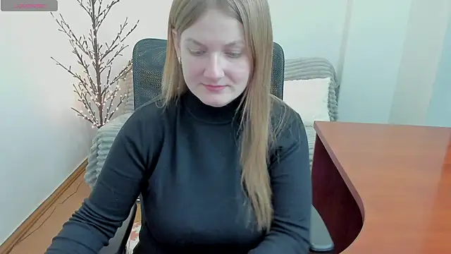 Snapshot of Alisha_Skyes chatting on December 16, 2025, 4:56 pm Alisha Skyes online show from December 16, 2025, 4:56 pm