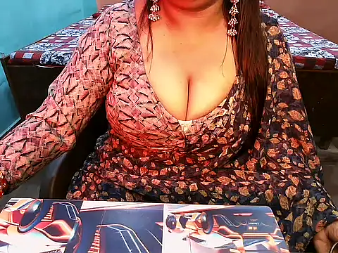 Snapshot of PREETI_BABY chatting on April 19, 2026, 6:13 am PREETI BABY online show from April 19, 2026, 6:13 am