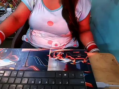 Snapshot of PREETI_BABY chatting on July 5, 2026, 4:58 pm PREETI BABY online show from July 5, 2026, 4:58 pm