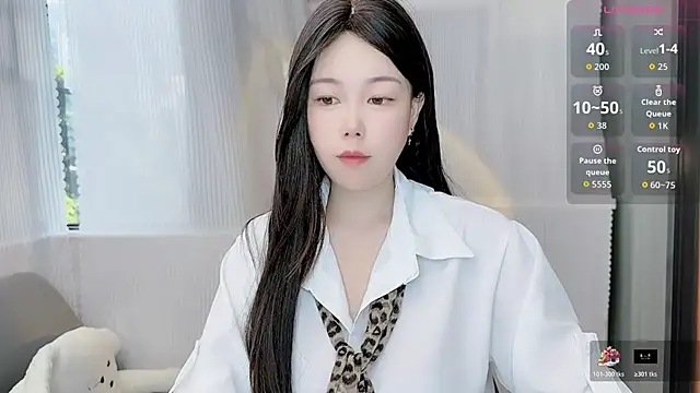 Bella Ava online show from November 8, 2025, 8:14 am