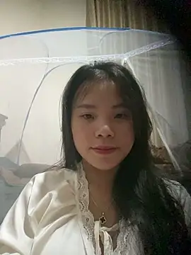 Snapshot of Bella_7777 chatting on September 20, 2025, 2:18 pm Bella 7777 online show from September 20, 2025, 2:18 pm