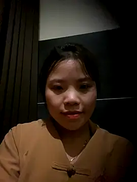 Snapshot of Bella_7777 chatting on September 21, 2025, 9:55 am Bella 7777 online show from September 21, 2025, 9:55 am